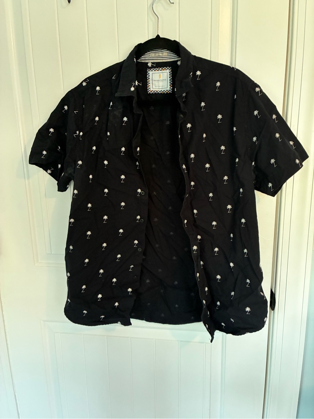 Denim & Flower Black Short-Sleeve Palm Print Button-Down Shirt